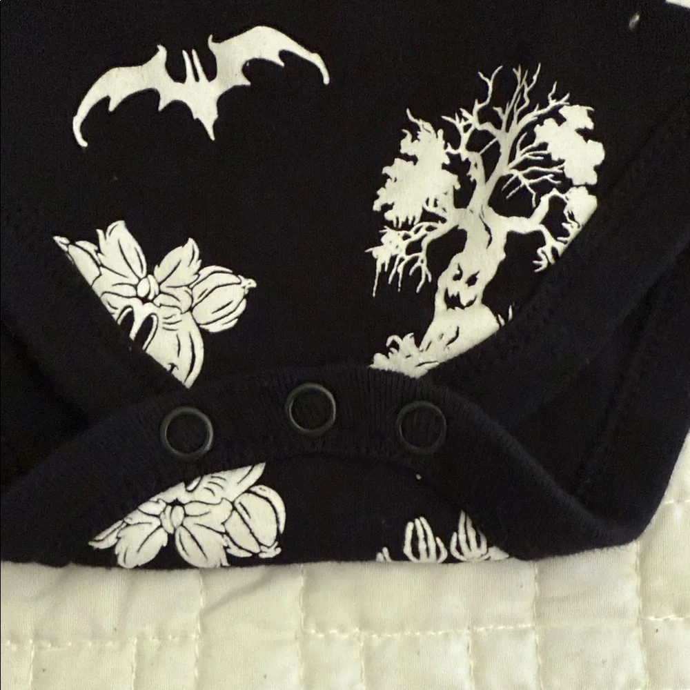 Disney Baby Halloween one piece bodysuit  3-6 months - Picture 5 of 6